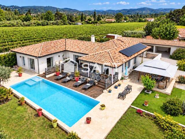 Superbe villa de plain-pied — photo du bien