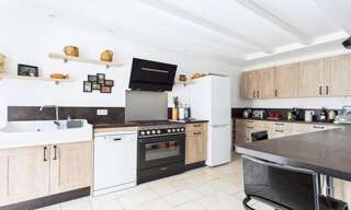 Maison 8 Pièces 242 m² à vendre à Saint-Pierre-la-Noue (17700)