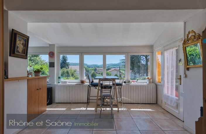 Vente maison 7 pièces 230 m² Neuville-sur-Saône (69250) — photo 4