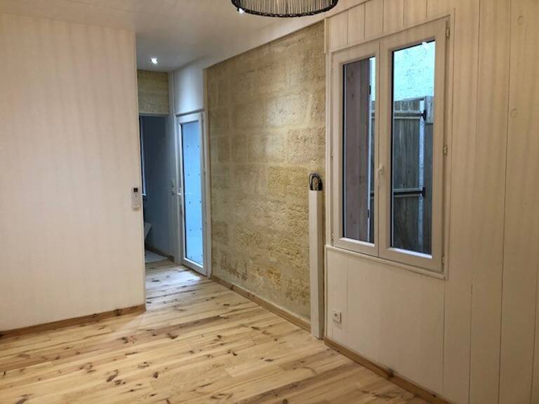 T2 — photo 1
