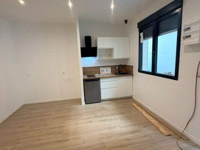 Appartement À Vendre — photo du bien
