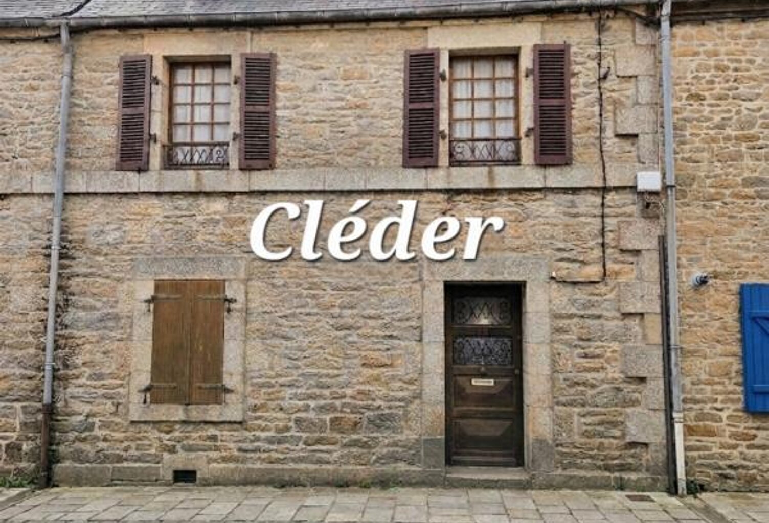 Cléder : Maison à rénover 4 pièces + combles aménageables — photo 1