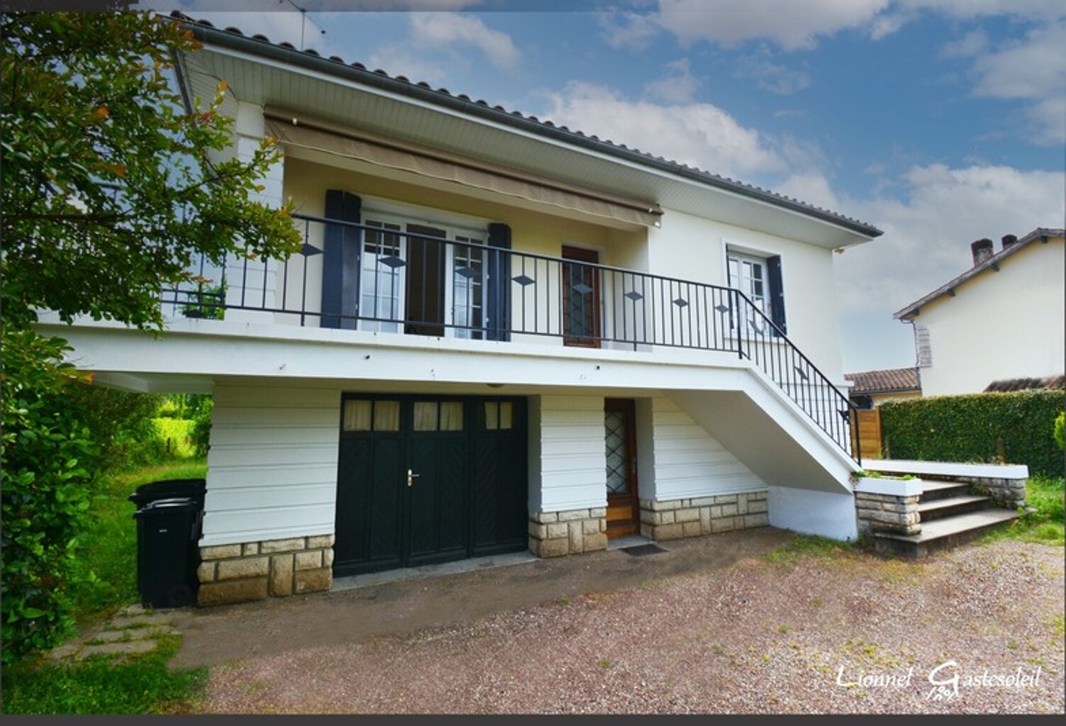 Maison familiale à vendre 4 chambres et garage sur la commune de Pineuilh (33) — photo 1