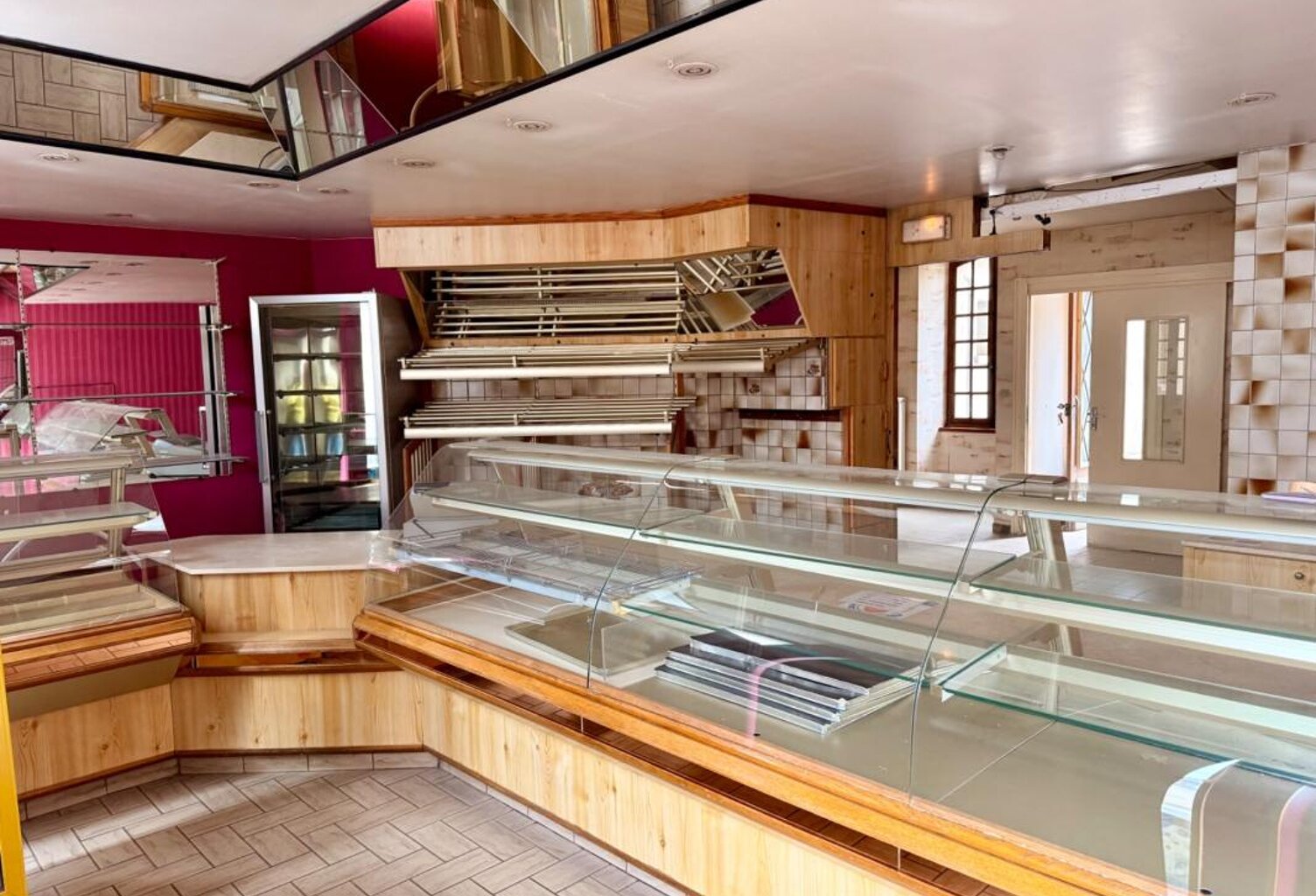 Immeuble à vendre WASSY (52) — photo 1