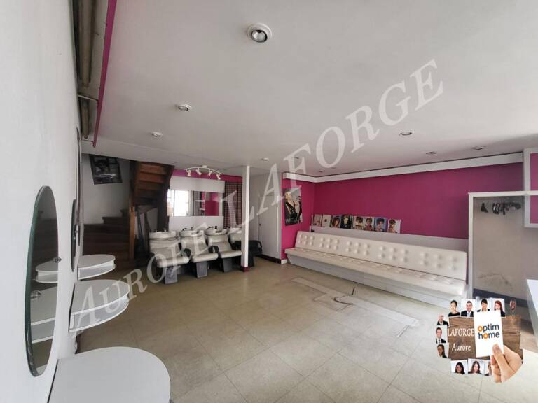 Appartement à vendre 8 pièces LE BLANC (36),20min de Saint Savin(86),1h de Chatellerault(86)et 1h de Chateauroux (36) — photo 1
