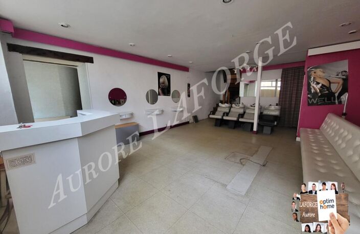 Appartement à vendre 8 pièces LE BLANC (36),20min de Saint Savin(86),1h de Chatellerault(86)et 1h de Chateauroux (36) — photo 2