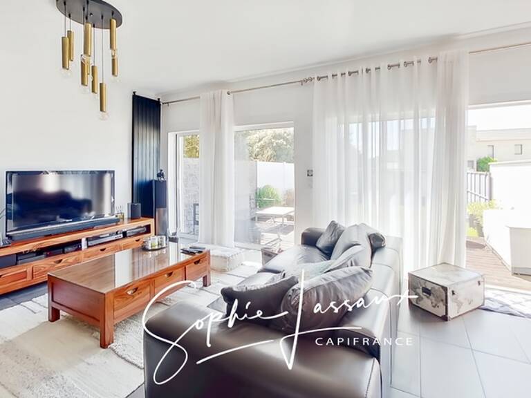   Chaleureuse maison familiale à vendre à Osny – 5 pièces, 3 chambres, sous-sol total et dépendance — photo 1