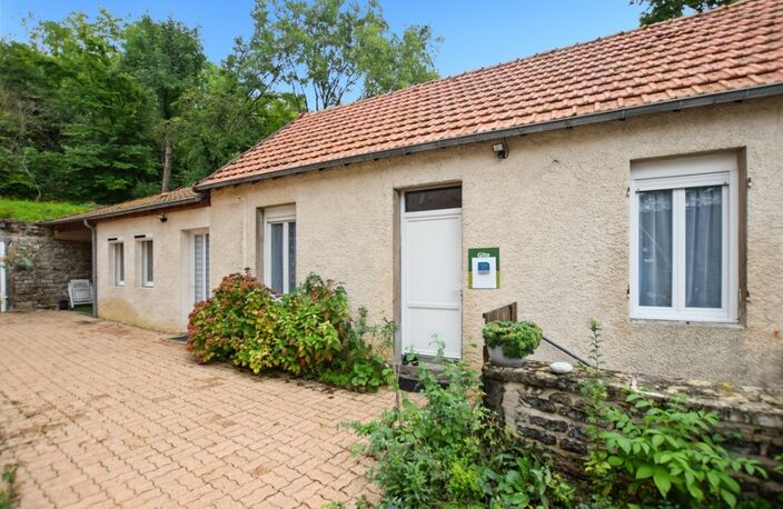 Ensemble de maisons avec 3000 m2 de terrain à Sernin du Plain — photo 4