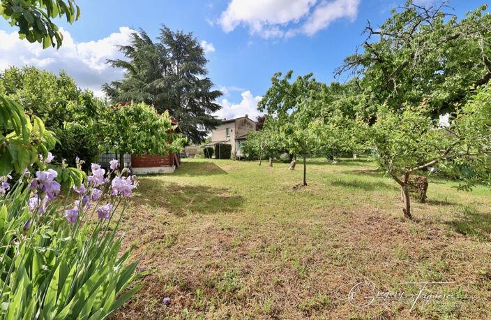 MAISON FAMILIALE – 128 m² – 7 PIÈCES – 5 CHAMBRES – TERRAIN 1 508 m² – RIVE-DE-GIER — photo 2