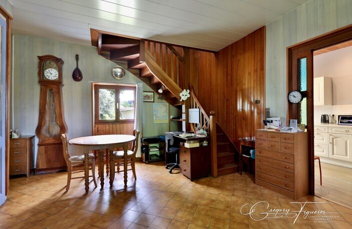 MAISON FAMILIALE – 128 m² – 7 PIÈCES – 5 CHAMBRES – TERRAIN 1 508 m² – RIVE-DE-GIER — photo 4