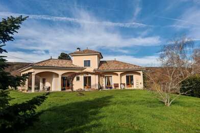 Maison 5 pièces 1500 €