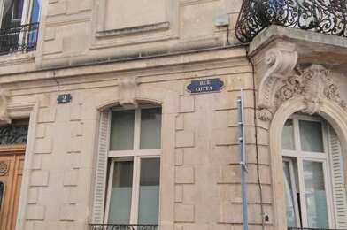 Appartement 5 pièces 1050 €