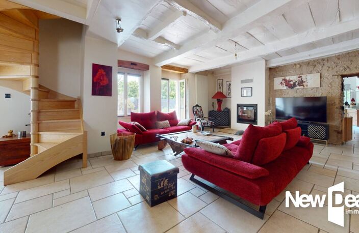 EXCLUSIVITE MONCEY maison en pierre 250 m2 de type 8 rénovée — photo 4