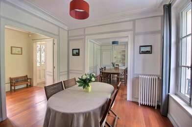 Maison 10 pièces 748000 €