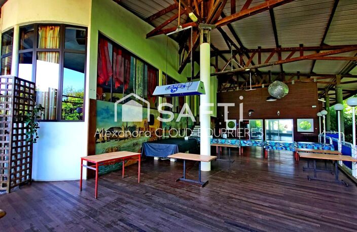 Local commercial de plus de 1000 M 2 — photo 2