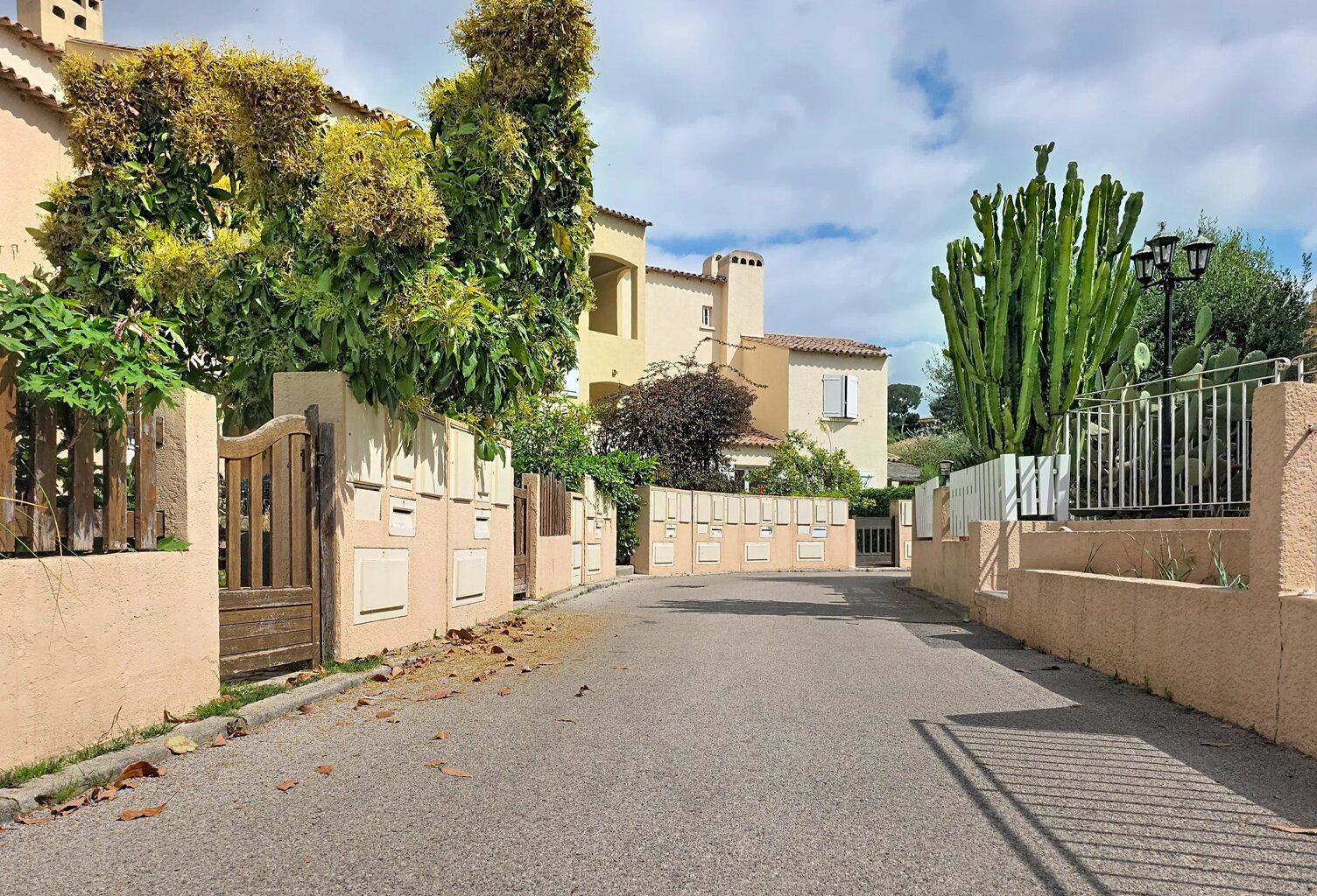 Vente appartement   Cagnes-sur-Mer (06800) — photo 1