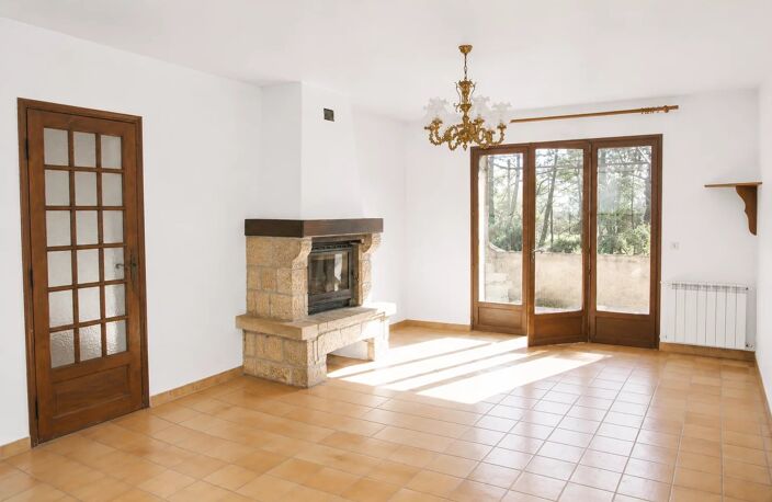 VILLECROZE- MAISON T6- 4 CHAMBRES- PISCINE-GARAGES-SOUS-SOL-TERRAIN 5193 M2 — photo 5