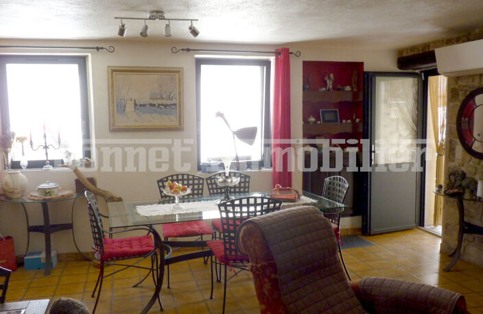 Maison de village en pierre en très bon état — photo 2