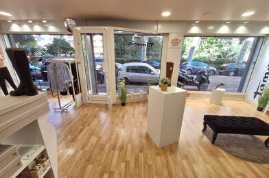 Commerce  338000 €
