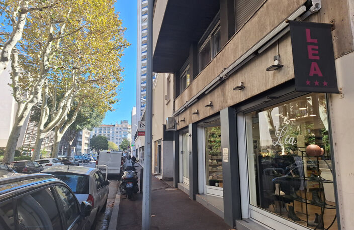 Local Commercial / Professionel Carré d' Or Marseille RARE — photo 2