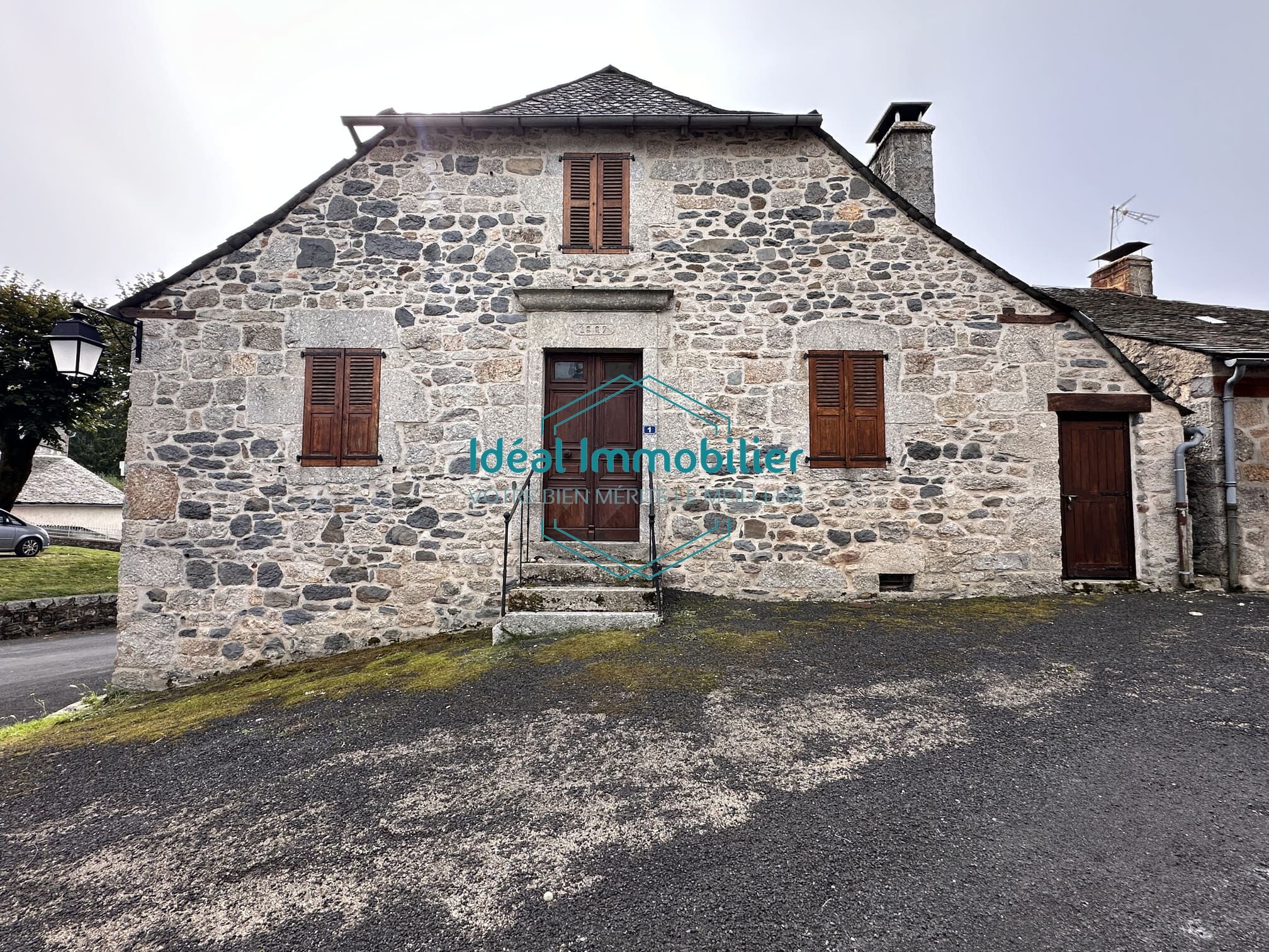 Maison en pierre de caractère au cœur de l’Aubrac