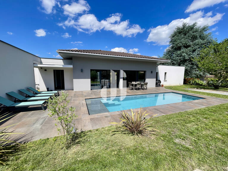 Maison plain-pied Gradignan 163m2, DPE A, piscine chauffée e — photo 1