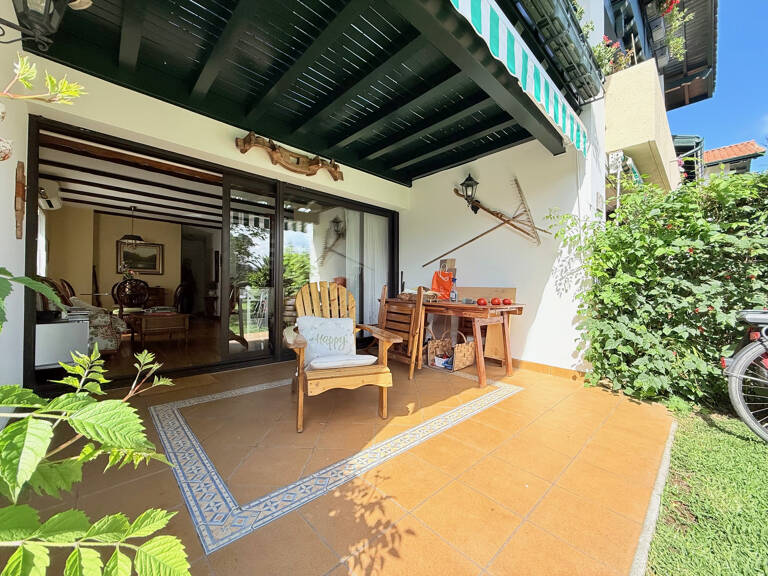 MAISON 3 PIECES EN COPROPRIETE AVEC TERRASSE, JARDINS, PISCI — photo 1
