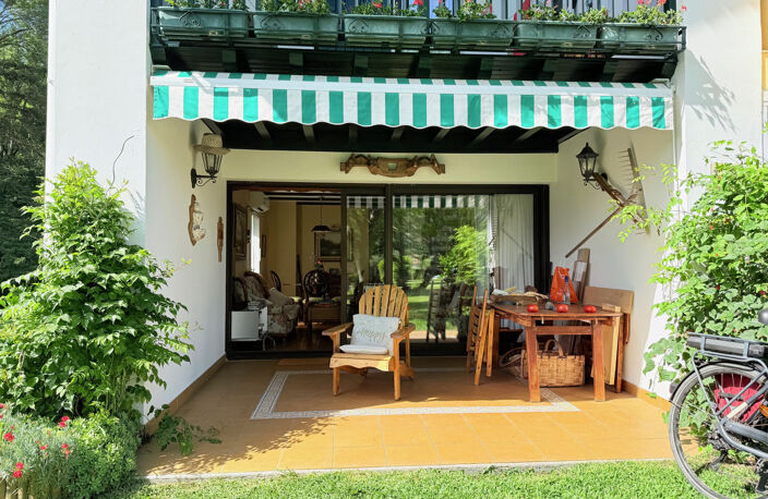 MAISON 3 PIECES EN COPROPRIETE AVEC TERRASSE, JARDINS, PISCI — photo 3