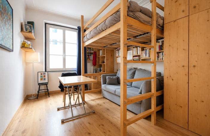 Studio 18,34 m2 -- Quartier Latin -- Immeuble Haussmannien -- C — photo 2