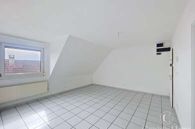 Appartement 3 pièces 730 €