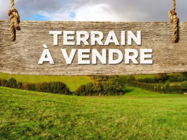 Beau terrain viabilisé de 451 m²  exposition Sud-Ouest libre de constructeur — photo du bien