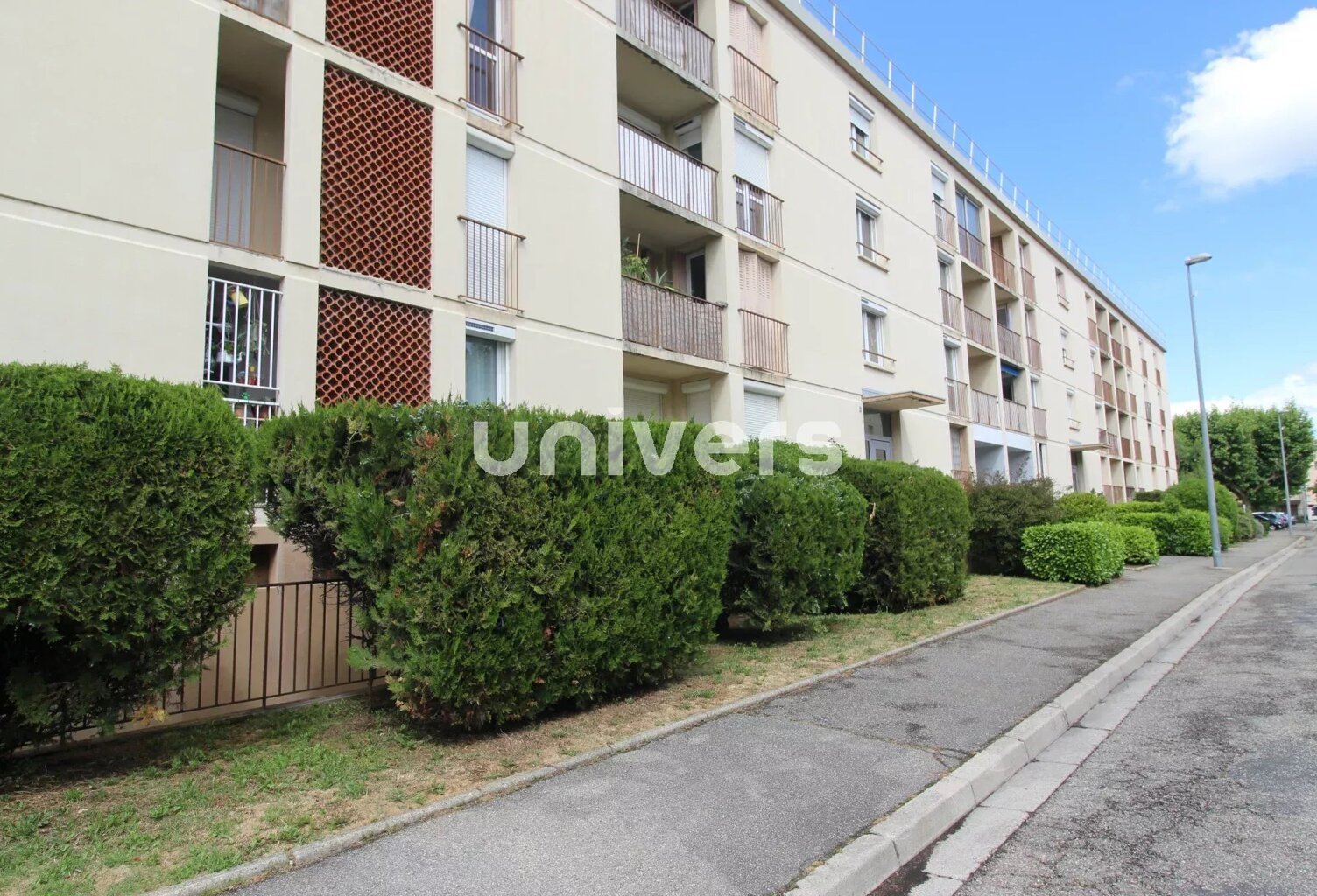 Appartement T1 de 39 M² au cœur de GUILHERAND-GRANGES — photo 1