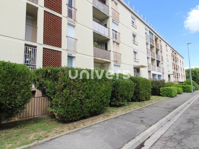 Appartement T1 de 39 M² au cœur de GUILHERAND-GRANGES — photo 1