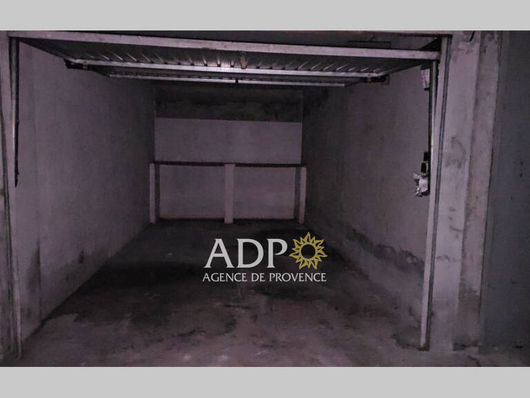 location garage — photo 1