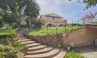 Maison 5 Pièces 251 m² à vendre à Mandelieu-la-Napoule (06210)