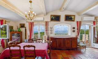 Maison 5 Pièces 251 m² à vendre à Mandelieu-la-Napoule (06210)