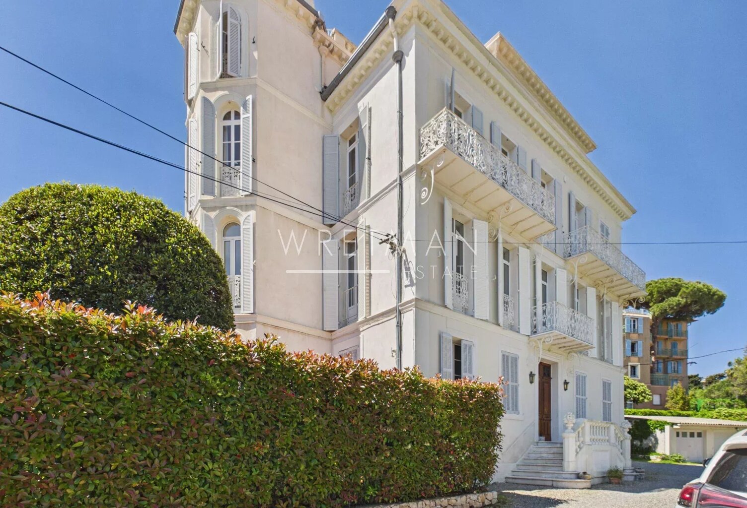 Appartement 5 pièces avec vue mer et bien situé - Antibes — photo 1