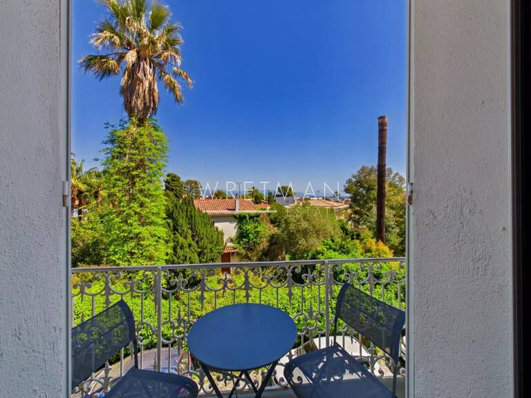 Appartement 5 pièces avec vue mer et bien situé - Antibes — photo 1
