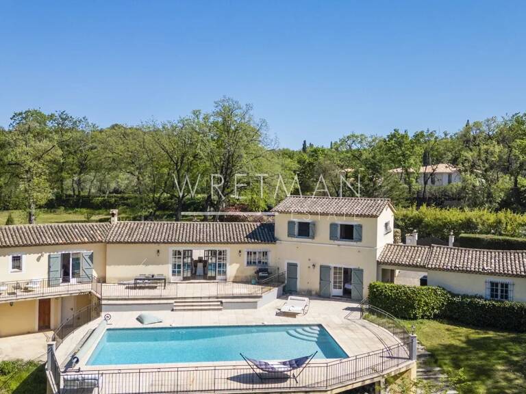 Belle villa avec grand plat jardin et piscine - Châteauneuf — photo 1