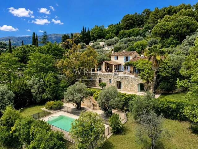 Belle villa avec vue panoramique et piscine - Fayence — photo du bien
