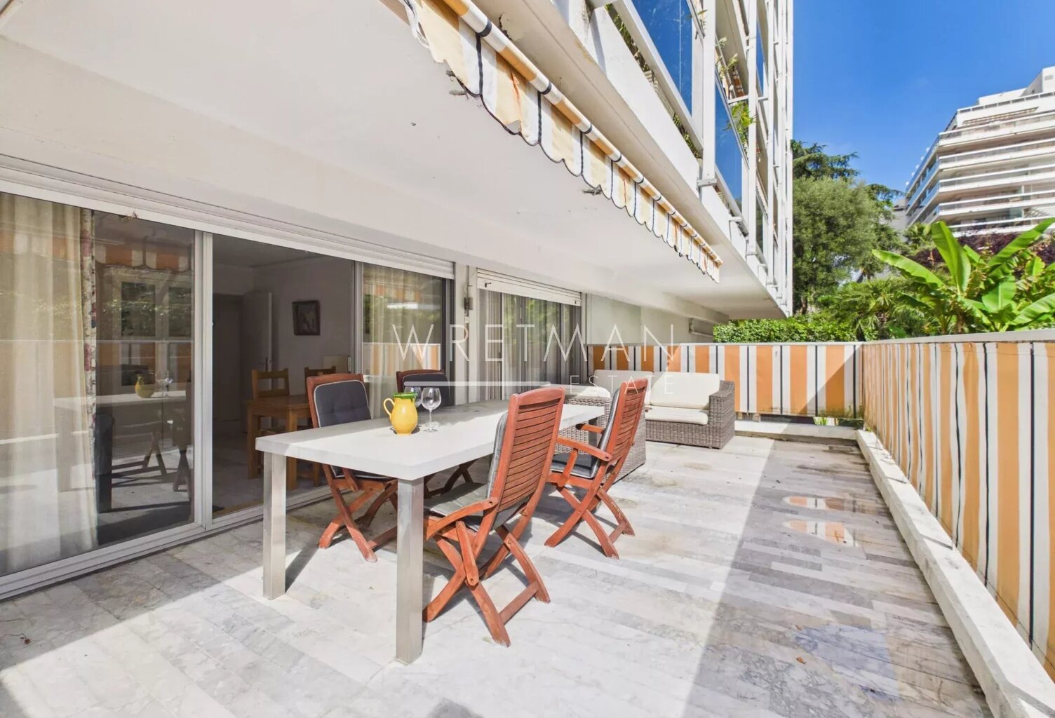Appartement 3 pièces avec grande terrasse et piscine dans la rés — photo 1