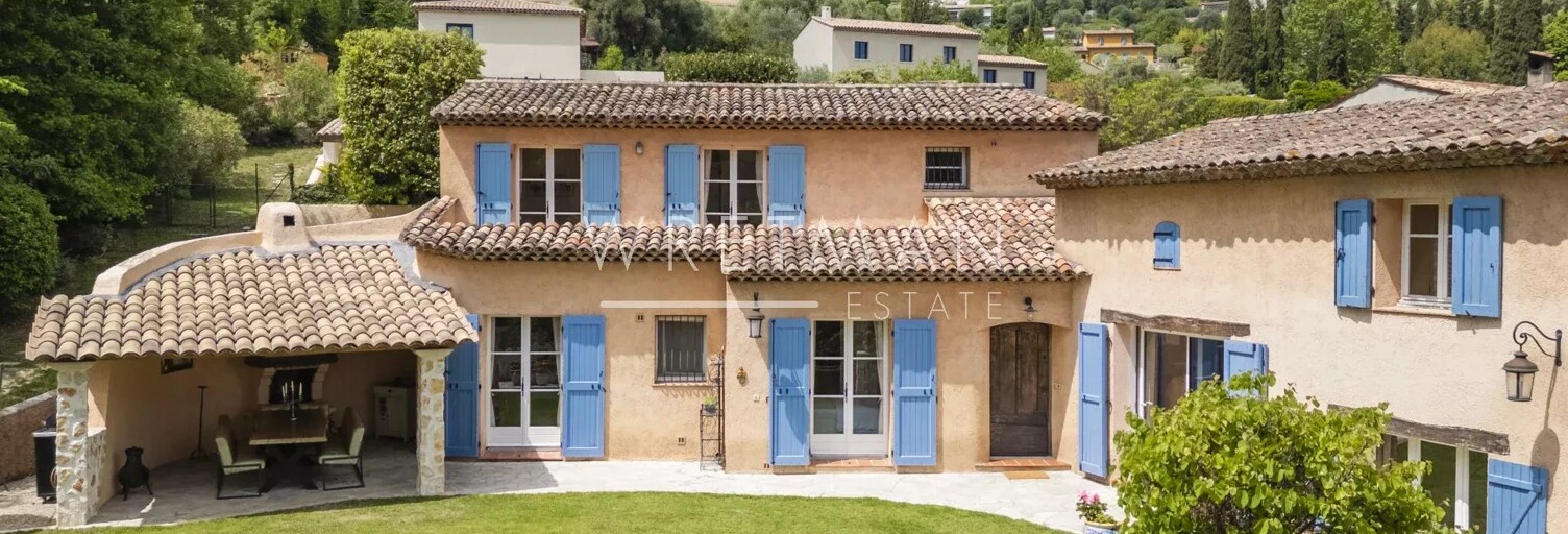 Maison  200 m² à vendre à Le Bar-sur-Loup (06620)