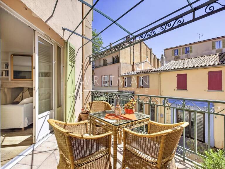 Bel appartement au coeur de Saint Tropez — photo 1