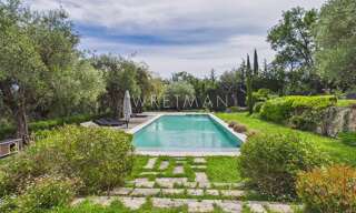 Maison 8 Pièces 338 m² à vendre à Châteauneuf-Grasse (06740)