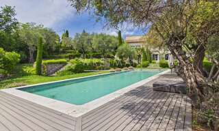 Maison 8 Pièces 338 m² à vendre à Châteauneuf-Grasse (06740)