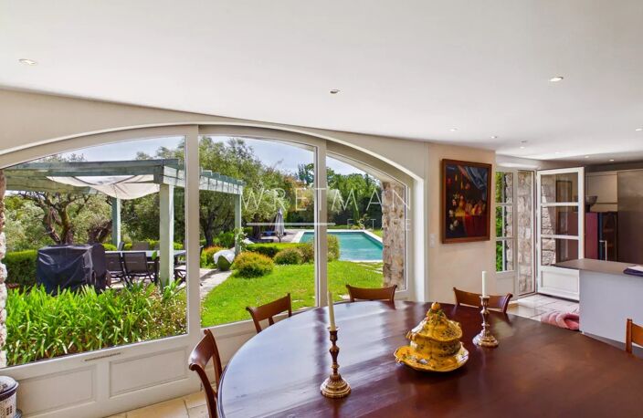 Propriété d’exception à vendre avec 5 chambres et grand piscine — photo 4