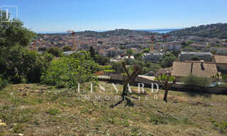 Terrain  924 m² à vendre à Vallauris (06220)