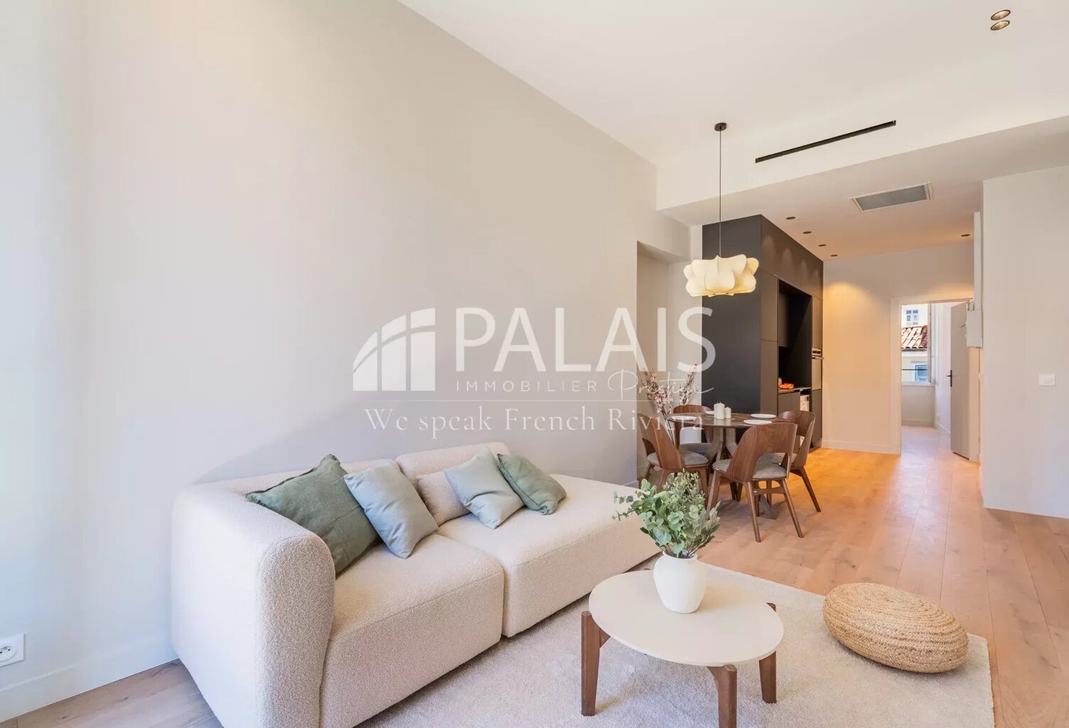 //NICE-WILSON 3 P RENOVE EN ETAGE ELEVE// — photo 1