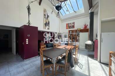 Maison 6 pièces 1800 €