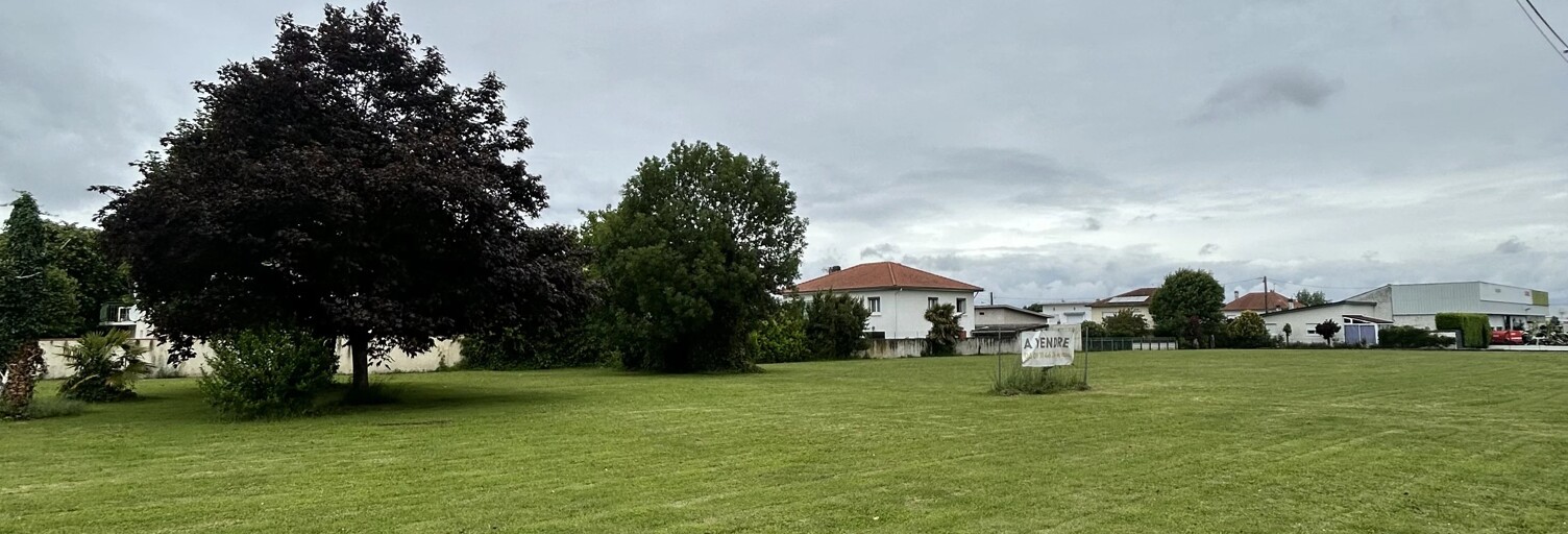 Terrain  4000 m² à vendre à Orleix (65800)